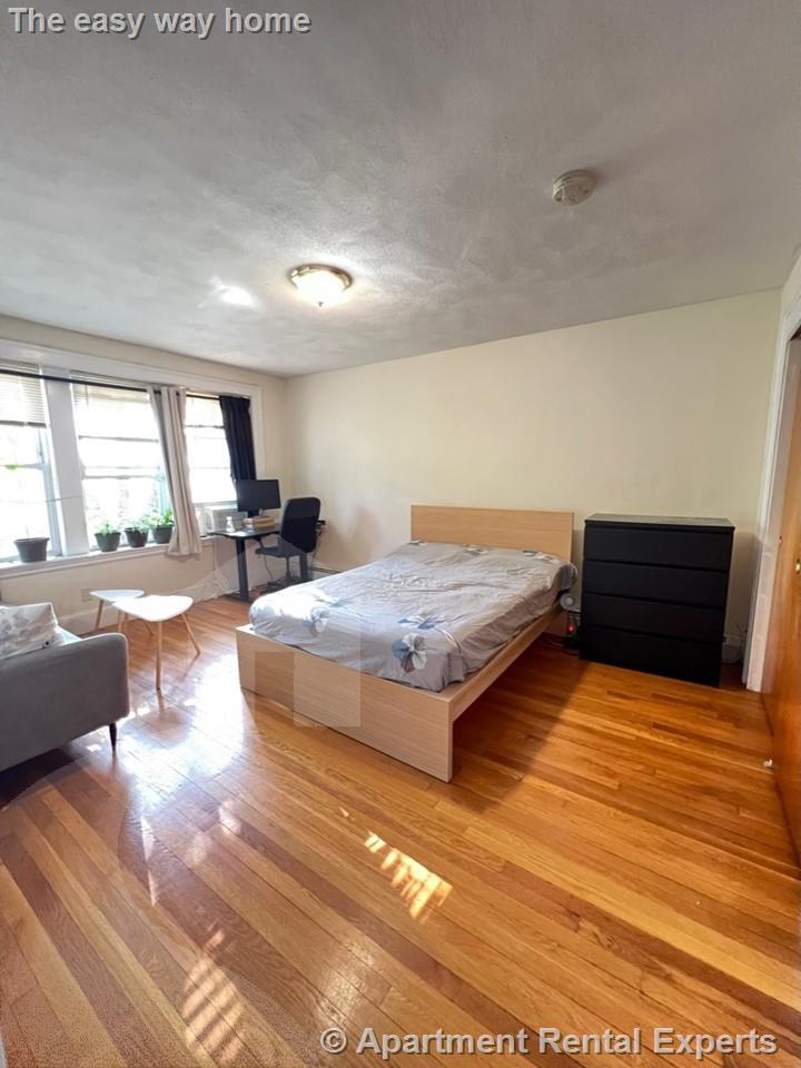 38 Day St, Davis Square